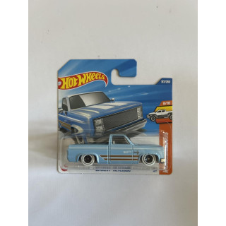 Hot Wheels HYY91, 157/250 '83 Chevy Silverado, coche a escala 1:64, colección 2025