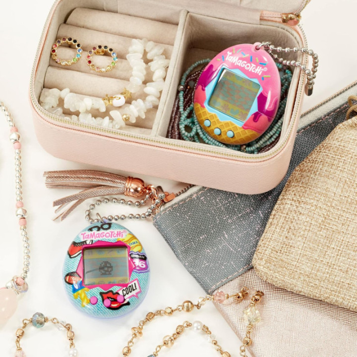 Bandai Tamagotchi Original, mascota virtual Denim Patches