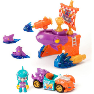 T-Racers Pirate Shark, barco pirata con coche y piloto Crazy Jaws exclusivos