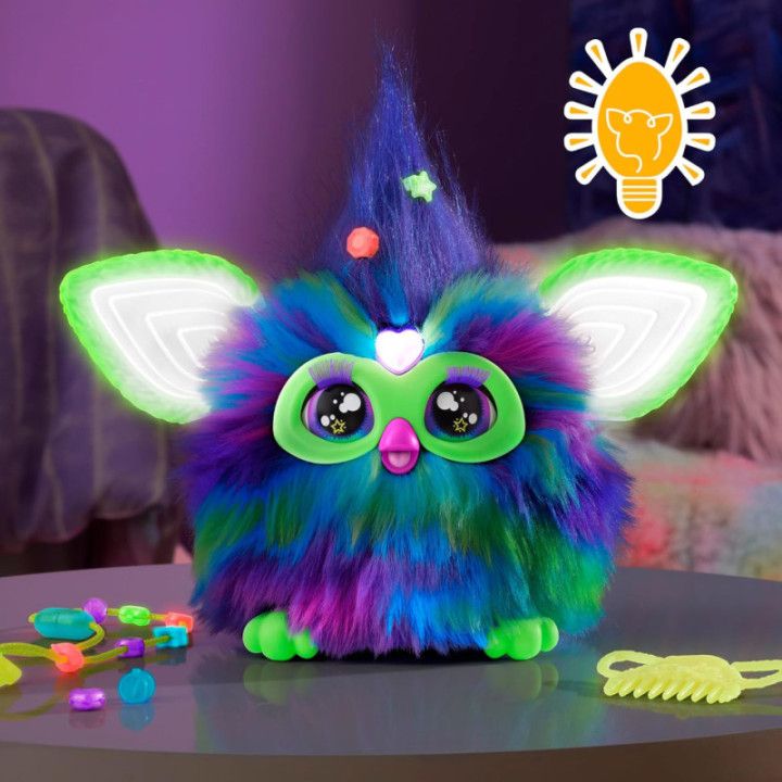 Furby Galaxy, peluche interactivo que brilla en la oscuridad - Versión Española